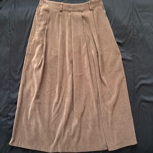 brown maxi length skirt with pockets
